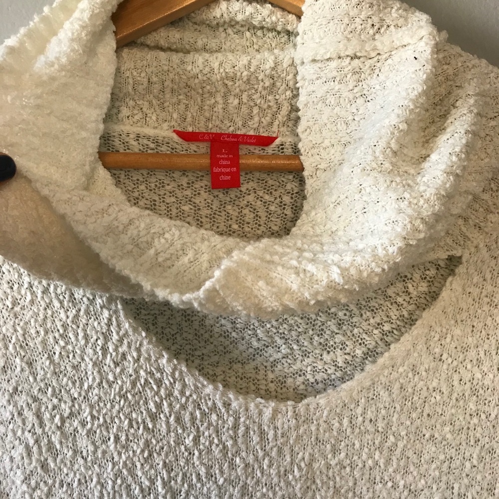 Sweater with turtleneck / open chest! - Picture 2 of 4